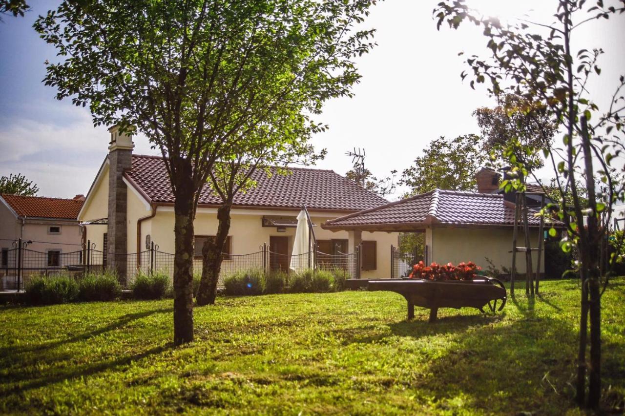 Casa Tilia Villa Sapjane Luaran gambar