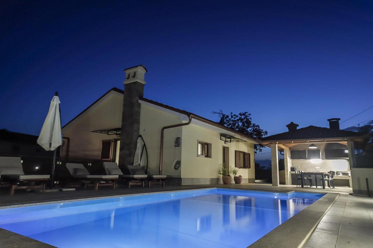 Casa Tilia Villa Sapjane Luaran gambar